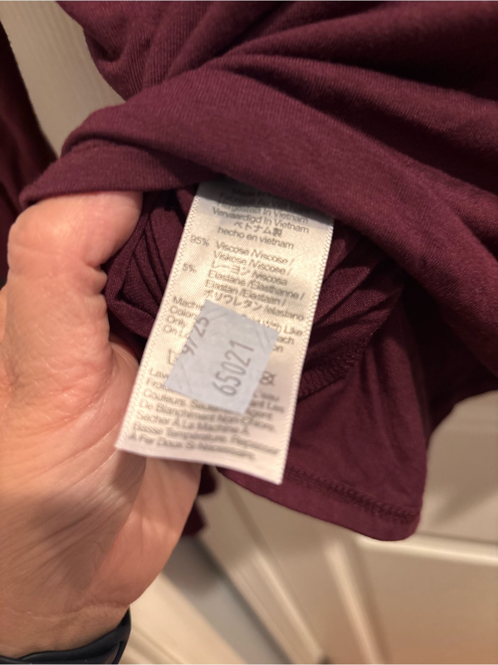 Madewell Raspberry Collared V-Neck Long Sleeve Top - Picture 9 of 9
